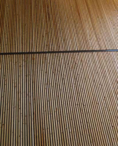 bardage de bois pour construction moderne